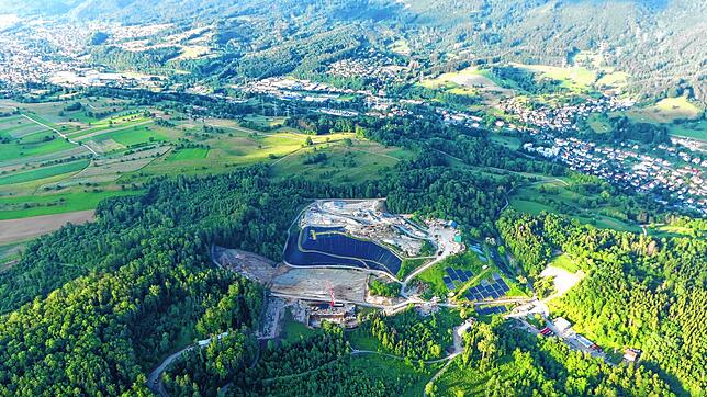 Die Kreismülldeponie Lachengraben in Wehr aus der Luft. Die Aufnahme entstand am 17. Juni 2019.