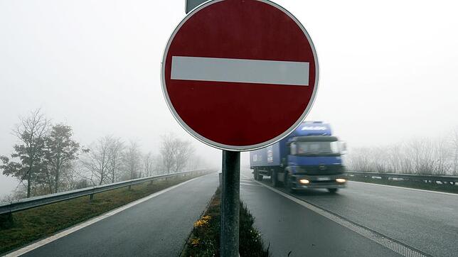 Geisterfahrer Symbolbild