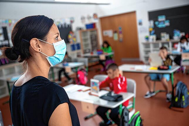 Schule Wie Geht Es Weiter Nach Den Ferien Was Die Landesregierung Jetzt Fur Grundschulen Und Weiterfuhrende Schulen Plant Sudkurier Online