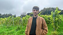 Winzer Severin Denzel nach der Ernte auf dem Weinberg in Friedingen. Zum ersten Mal seit über 100 Jahren wurde hier wieder Wein ...