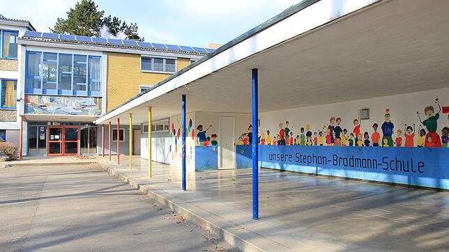 Aufgrund der geburtenreichen Generation Babyboomer entstand bis 1963 der Altbau der heutigen Stephan-Brodmann-Schule. Doch der hat nicht ...