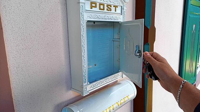 Wieder nichts drin: Die Briefzustellung der Post wird derzeit durch Personalmangel beeinträchtigt. Es fehlt an Zustellern, auch im ...