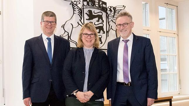 Sie zogen Bilanz beim Neujahrsempfang der Justiz (von links): Lambert Krause, Vorsitzender des Anwaltsvereins Waldshut, die Leitende ...