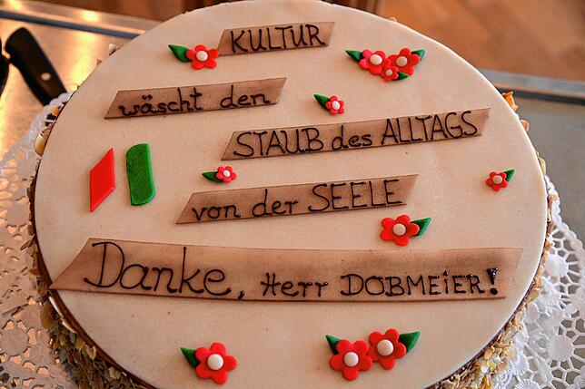 Die Stadträtinnen des Kulturausschusses, Katharina Hirt, Birgitta Schäfer, Ulrike Heggen, Ulrike Merkle und Constanze Kaiser, haben ...