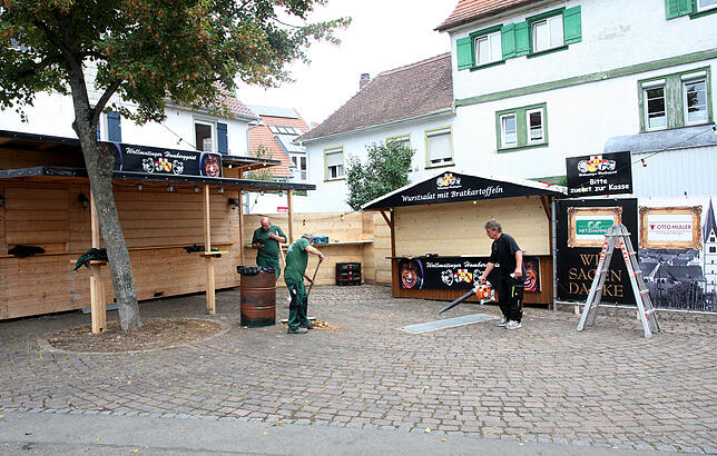 Bild 8: Wir zeigen Ihnen, was fleißige Hände im Hintergrund alles schaffen müssen, bevor das Wollmatinger Dorffest stattfinden kann