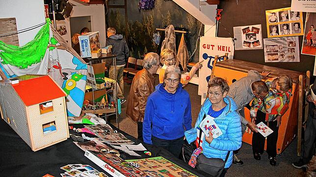 Schonach und die Welt in den 1980er- und 1990er-Jahren – auch dieser Themenbereich ist Teil der Ausstellung, die gut bei den Besuchern ...