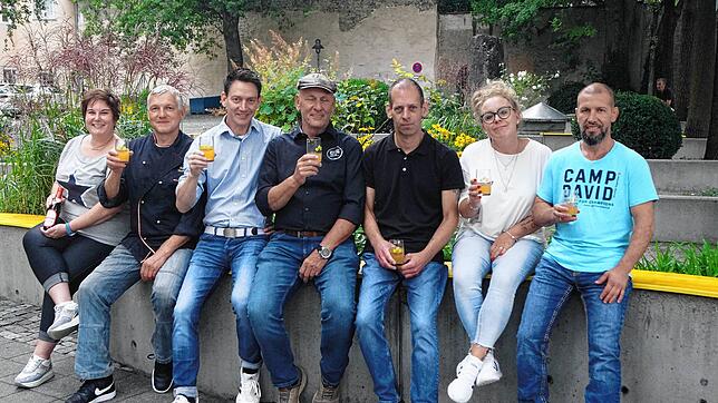Leslie Schuberth, Achim Rimmele, Marcus Glöcker, Frank Klein, Thorsten Einhaus, Silke und Simon Rebholz (von links) freuen sich auf das ...