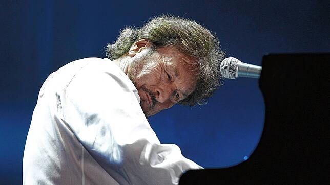 Rick Davies bei einem seiner letzten Auftritte mit Supertramp, im Oktober 2010.