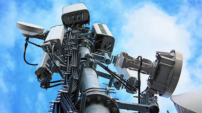 5G-Technik an einem Mobilfunkmasten. In Wolterdingen befindet sich jetzt ein entsprechender Mast.
