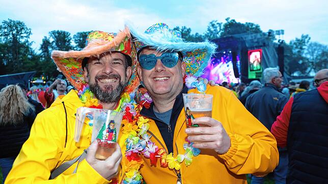 Bild : Konstanz flippt aus – das sind die besten Outfits der Schlager-Fans