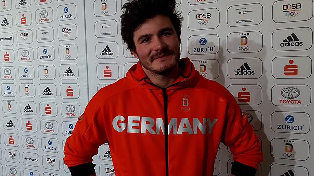Paul Berg in Pyeongchang, während eines Interviews mit SÜDKURIER-Redakteur Marco Scheinhof.