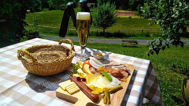 Regionale Spezialitäten erwarten die Gäste bei der kulinarischen Wanderung in Todtmoos anlässlich der Wandertage.