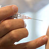 Viele Mediziner empfehlen die Immunisierung. Auch gegen Meningokokken Typ B.