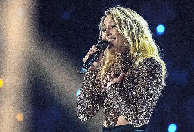 Schlager-Queen Helene Fischer muss sich erneut Kritik gefallen lassen.