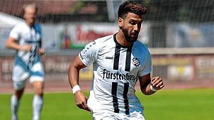 Aasens Trainer Tevfik Ceylan, hier im Pokalspiel gegen den FC Tiengen 08, ist mit dem Remis des SV Aasen gegen den FC Radolfzell zufrieden.