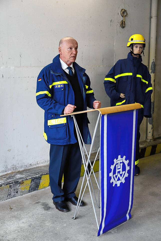 Der THW-Landesbeauftragte Dietmar Löffler lobt die kurze Bauzeit von nur elf Monaten.