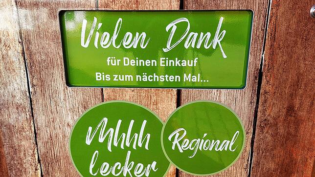 Zum Abschluss bedankt sich der Automat beim Kunden auf dem Display: &bdquo;Vielen Dank für Deinen Einkauf&ldquo;.