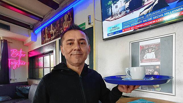 Veli Akyürek ist als Geschäftsführer der Villinger „Drehscheibe“ schon ab dem Vormittag im Einsatz.