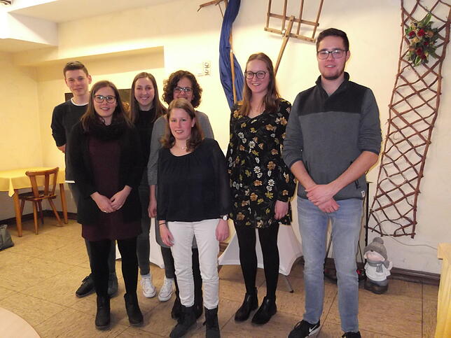 Der Vorstand der Bläserjugend (von links): Marius Schmidt, Lena Thoma, Selina Kramer, Laura Barfod, Selina Dengler, Sofia Dornfeld und ...