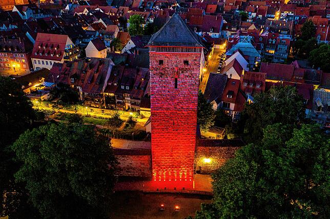 Night of Light am Montag Abend am Romöusturm in Villingen.