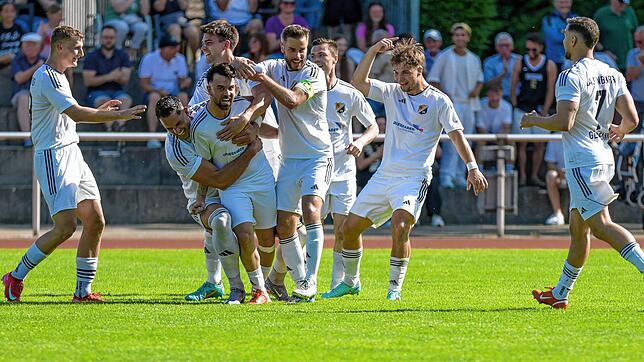 Bild : SV 08 Laufenburg besiegt den VfR Bad Bellingen mit 2:1 und wird  Vizemeister – wir haben Fotos!