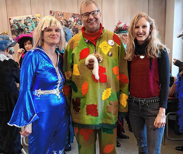 So schön war&lsquo;s: Auch der närrische Besuch der SÜDKURIER-Damen Verena Wehrle und Jennifer Moog bei Bürgi Alex Guhl fällt dieses ...