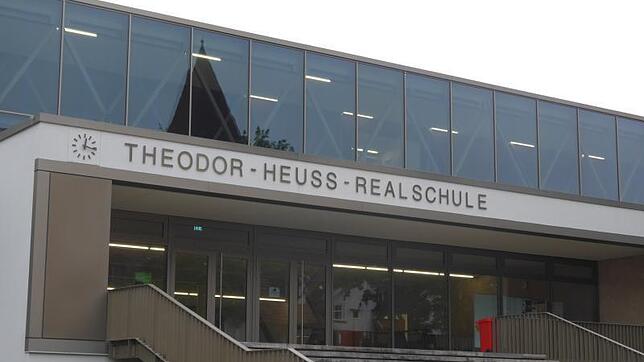 Fenster auf: Die Theodor-Heuss-Realschule wird wegen erhöhter Radonbelastung jetzt nach nach Plan gelüftet. Außerdem sollen ...