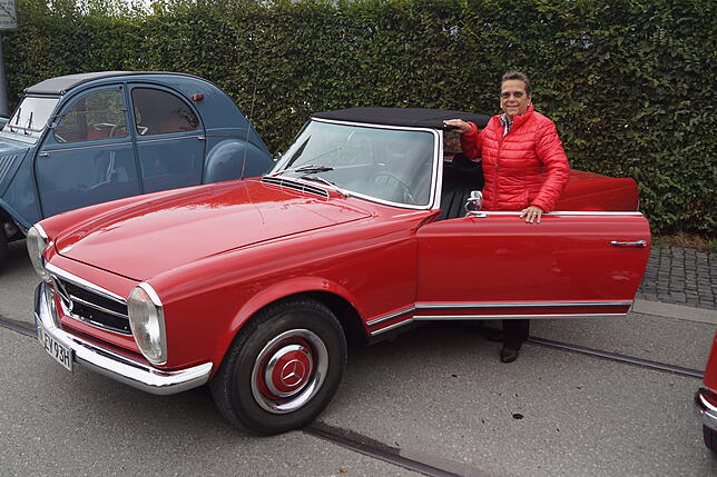 Bild 6: 200 Oldtimer waren auf der Hafenmeile zu sehen. Sechs davon haben wir uns von ihren Besitzern persönlich vorstellen lassen.