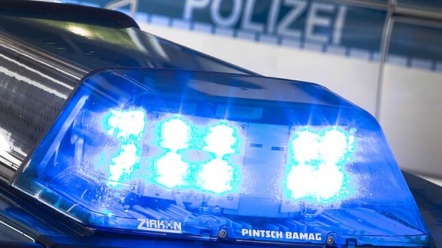 Die Polizei ermittelt wegen Störung der Totenruhe. (Symbolbild)