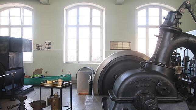 Sie sehen museal aus, waren bis vor wenigen Jahren in Betrieb, und sollen nach dem Willen des Vereins Bürgerenergie reaktiviert werden: ...
