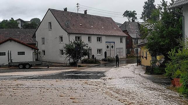 Bild : Bilder von den Wassermassen in Mühlingen nach dem Unwetter am Donnerstag