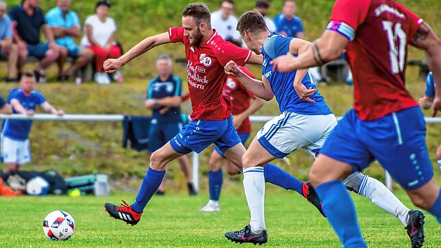 Schwungvoller Neuling: Kai Böhler – hier beim 2:1 gegen den SV Stühlingen – eilt mit der SG Höchenschwand/Häusern derzeit ...