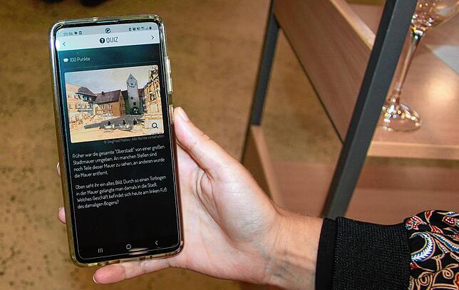 Die Stadtrallye auf dem Smartphone ist besonders für Kinder spannend.