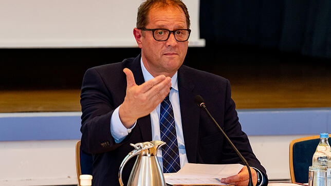 Jürgen Roth bleibt erst einmal Amtsverweser. Er darf Gemeinderatssitzungen leiten, aber nicht mitstimmen. Bild: Hans-Jürgen Götz