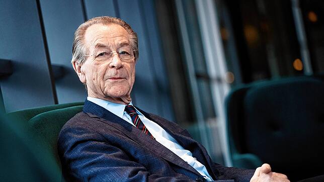 Franz Müntefering (SPD) ist jetzt unter die Dichter gegangen.