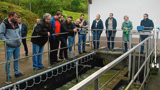 Der Dachsberger Gemeinderat 2024 in der Anlage Niedermühle. Foto: Karin Steinebrunner