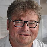&bdquo;Wir verwenden das Geld für unsere Präventionsarbeit mit der Theatergruppe Comic On.&ldquo; Holger Seitz, Leiter Nellenburg-Gymnasium