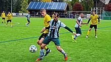 Tom Klausmann (links) gewann mit der SG Eintracht souverän 6:2 gegen die SG Riedöschingen/Hondingen.