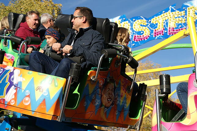 Bild 2: Bilder vom 728. Schätzele-Markt: Volksfestplatz, Food-Stände und Mittelstandskundgebung mit Jens Spahn
