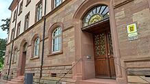 Das Amtsgericht in VS-Villingen: Hier muss sich ein 25-Jähriger wegen zahlreicher Delikte verantworten.
