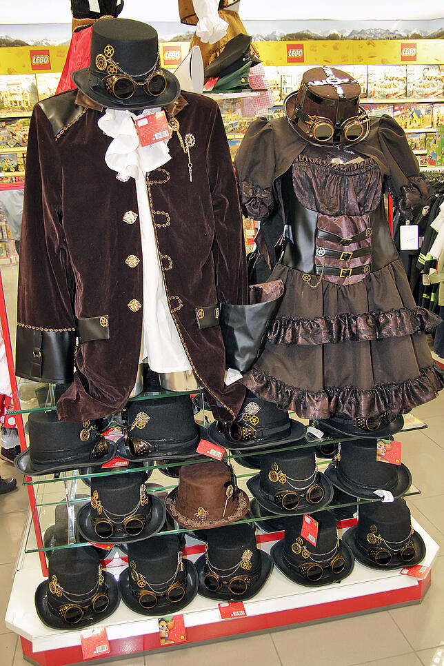 Diese Steampunk-Kostüme bei Müller liegen 2019 voll im Trend.