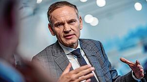 Bild : Ablöse von VW-Konzernchef Blume als Porsche-Chef