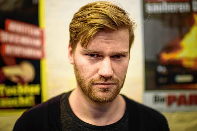 Wurde auf Twitter und Instagram heftig von Rapper Fler angegriffen: Der Comedian und Autor Shahak Shapira.