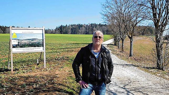 &bdquo;Wir kämpfen weiter dafür, dass zwischen Watterdingen und Stetten keine Windräder gebaut werden.&ldquo;Siegfried Münzer, Sprecher ...