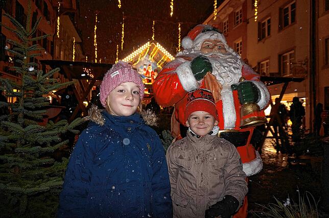 Viel Spaß hatten die Besucher auf den Weihnachtsmärkten der Region &ndash; wie hier am Samstag in Waldshut.