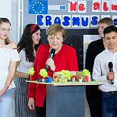 Das Erasmusprogramm der EU hat schon über neun Millionen Menschen in andere Länder gebracht.