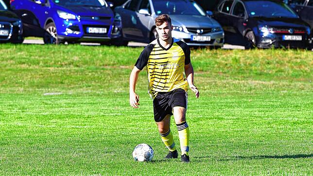 Abschied: Ian Rutschmann (19) hat den A-Kreisligisten SV Eichsel aus Studiengründen verlassen und spielt künftig in der Landesliga beim ...