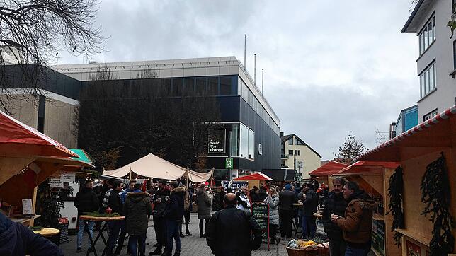 Über den Weihnachtsmarkt in Schwenningen gibt es dieses Jahr geteilte Meinungen. Die einen sind der Meinung, es fehle die ...