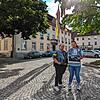Vorsitzende Sabrina Steuck und Kathrin Wolfrum von den Helfern mit Herz haben einen Antrag bei der Stadt abgegeben, um ein Gebäude als ...