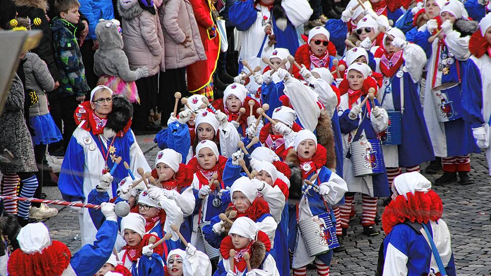 Bild : Der große Kinderumzug in Villingen in voller Länge zum Nachsehen
